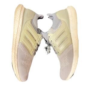 Adidas White Ultra Boost 4.0 DNA White Size 9.5 - Handpicked ! Great Value !